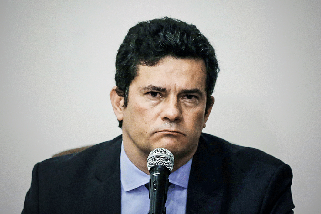 Moro rebate Lula: ‘Canalha é quem roubou o povo brasileiro durante anos’