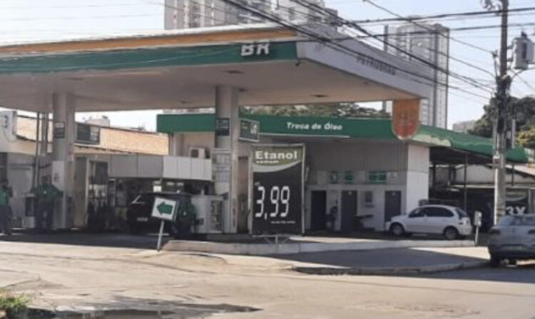 Etanol se desvincula de gasolina e já é vendido abaixo de R$ 4,00 em MT