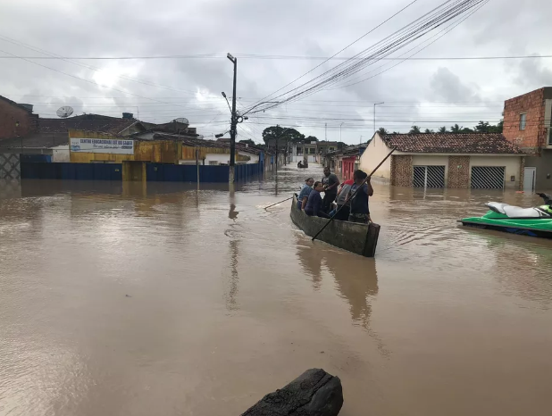 Caixa libera saque do FGTS a 28 cidades atingidas pelas chuvas em Alagoas