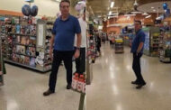 MUNDO: BOLSONARO É ACLAMADO EM SUPERMERCADO NOS EUA; ASSISTA