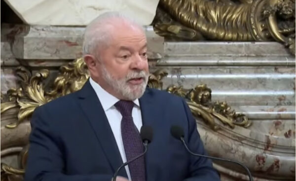 Lula elogia economia da Argentina, com maior inflação em três décadas