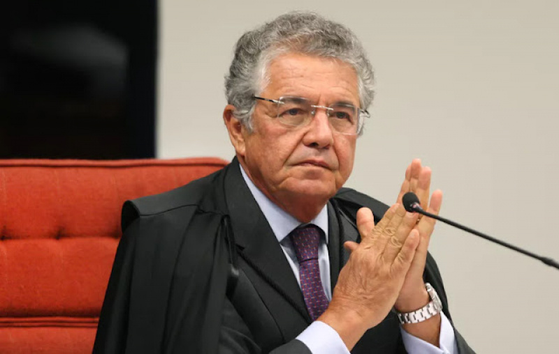 Marco Aurélio Mello isenta Bolsonaro e culpa STF por terrorismo em Brasília