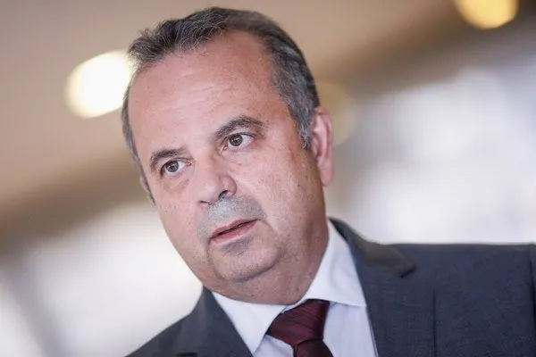 Senador Rogério Marinho se irritou com Alexandre de Moraes