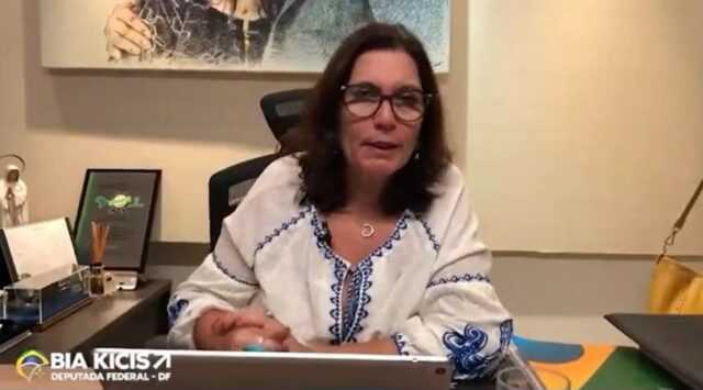 Bia Kicis reage a procurador e o acusa de censurar Jovem Pan (veja o vídeo)