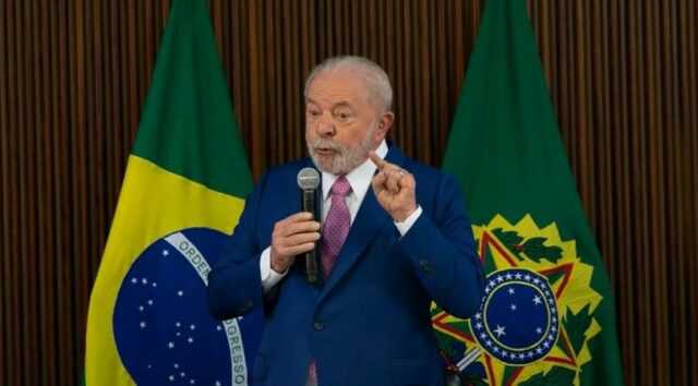 “Precavido”, Lula proíbe ministros de entrarem em gabinete presidencial portando celulares