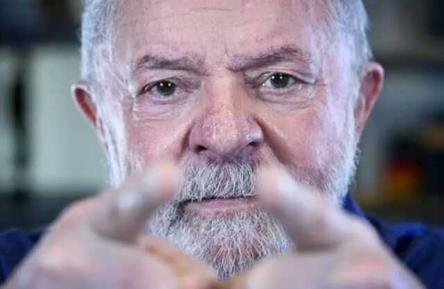 ‘Desbolsonarização’ de Lula atinge militares