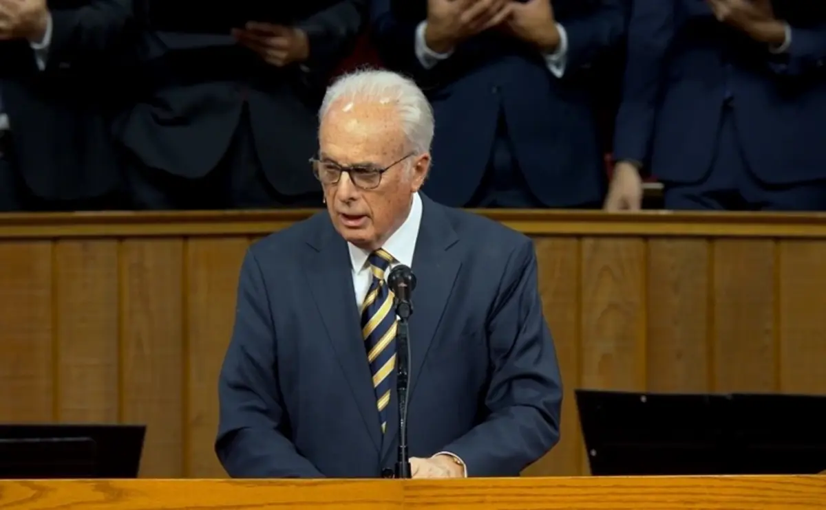 John MacArthur enfrenta problemas de saúde, igreja pede orações