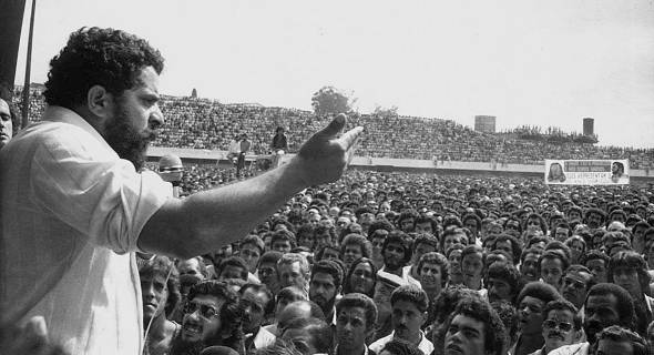 Defendido por Lula, volta do imposto sindical é vista como retrocesso por especialistas