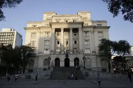 Santos SP publica edital com 120 vagas para professores