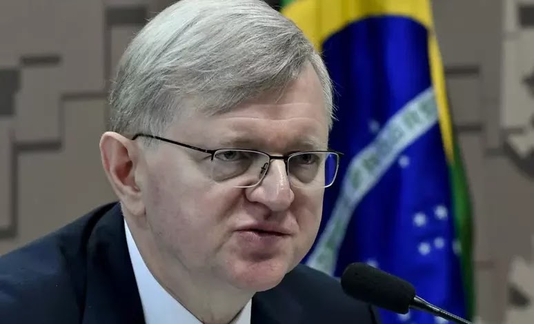 Embaixador do Brasil sai de férias e não recebe Lula durante sua viagem a Washington