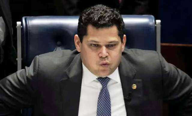 Sigiloso: Alcolumbre gasta quase R$ 400 mil com advogado