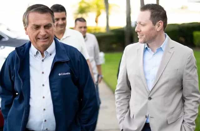 Bolsonaro encontra membros de universidade cristã na Flórida
