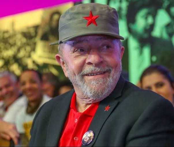 BRASIL: DEPUTADO RESGATA VÍDEO DE LULA DESCREVENDO A SI MESMO COMO POPULISTA E DITADOR