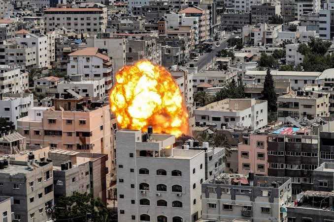 MUNDO: ISRAEL LANÇA ATAQUES AÉREOS NA FAIXA DE GAZA
