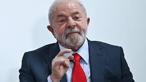 PETISTA PROFESSOR: Universidade pública carioca convida Lula para ministrar aula