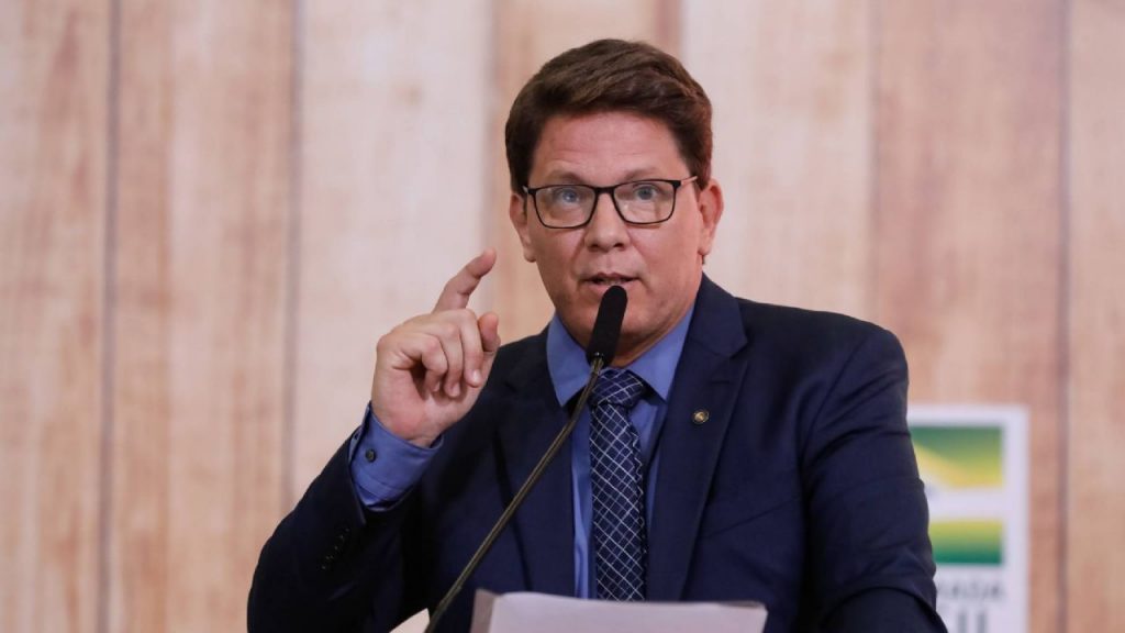 Mário Frias propõe PL que proíbe bloqueador hormonal para crianças em transição sexual