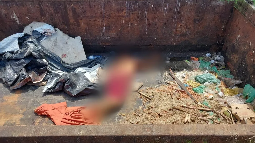 Corpo de jovem é encontrado dentro de contêiner de lixo na Levada, em Maceió