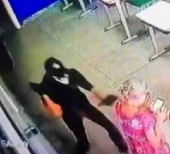 Insensível: Lula silencia sobre morte de professora assassinada por aluno e não manda nenhuma menagem de condolência