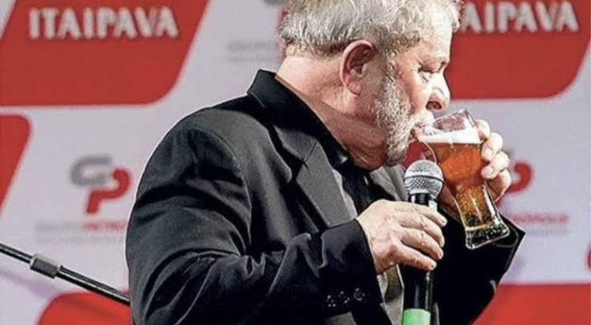 Lula pede cachaças especiais em cardápio de almoço com a Marinha
