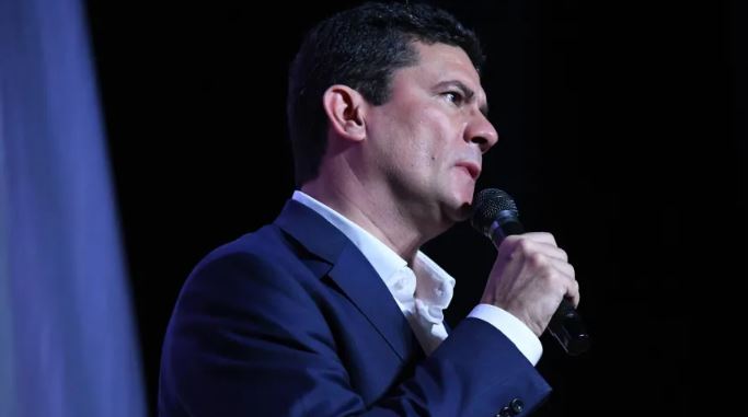 Investigação aponta que PCC tinha olheiro para monitorar casa e viagens de Moro e familiares