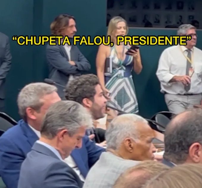 FLAGRA: Vídeo mostra momento em que Janones faz ataque homofóbico a Nikolas Ferreira: ”Fala, chupeta”; ASSISTA