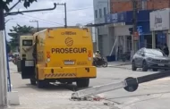 Carro-forte derruba poste em São Sebastião, Alagoas, e deixa moradores sem energia