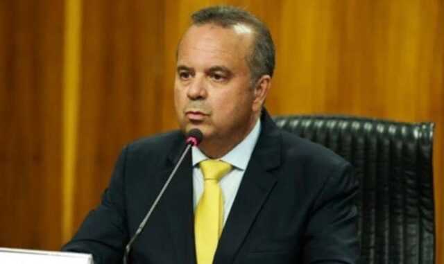 Após ‘desordem informacional’, Marinho aciona AGU contra Lula