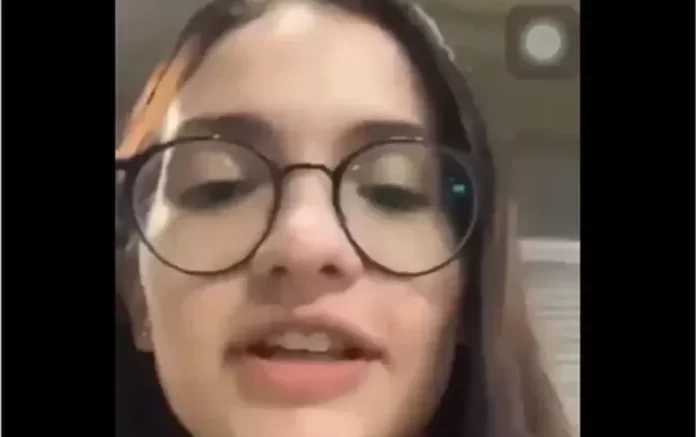 Universitárias debocham de colega por ter 40 anos: ‘Ela deveria estar aposentada’ (veja o vídeo)