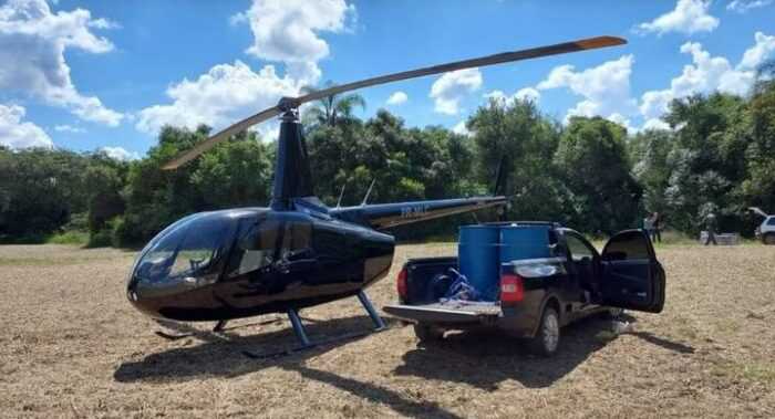 Polícia encontra 300 kg de cocaína em helicóptero no interior de SP