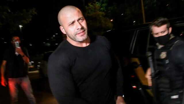 Advogado de Silveira pede apreciação urgente em revogação de prisão