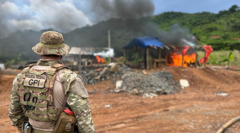 Mais de 40 fazendas produtivas invadidas foram invadidas por falsos índios na Bahia