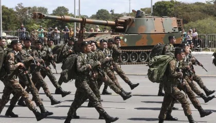 Defesa pretende apresentar projeto para impedir militares políticos de retornarem às Forças Armadas