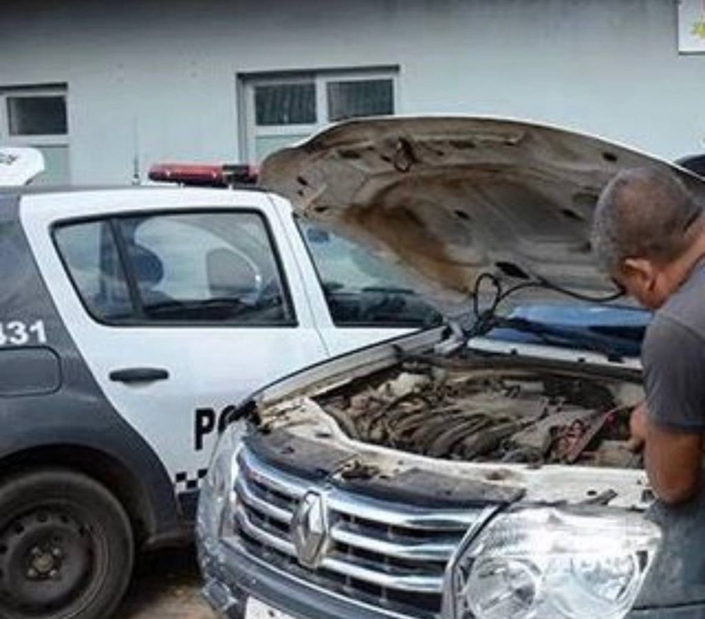 Governo Fátima(PT) abandona frota da PM e alguns carros viram sucata