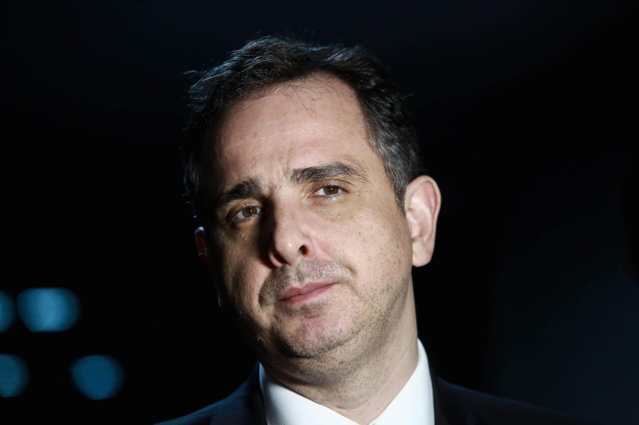 Senado vai gastar quase R$ 20 milhões para alugar carros