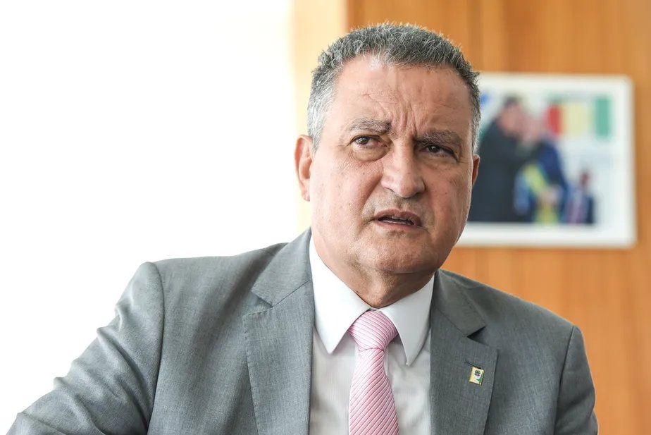 Rui Costa também cancela agendas por motivos de saúde