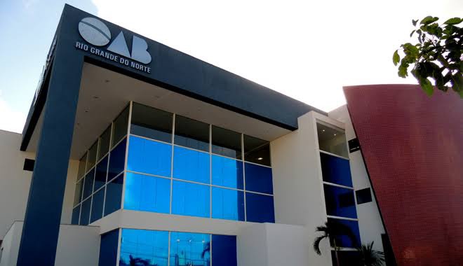 OAB do RN nomeia promotor de justiça para cargo previsto a advogado e irrita classe