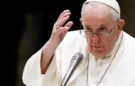 “Papa Rapper”: Foto do Papa vestido com casaco estiloso viraliza nas redes sociais; Veja imagem