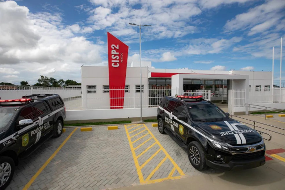 Adolescentes negociam cavalo, abandonam animal e são detidos pela polícia em Penedo, AL