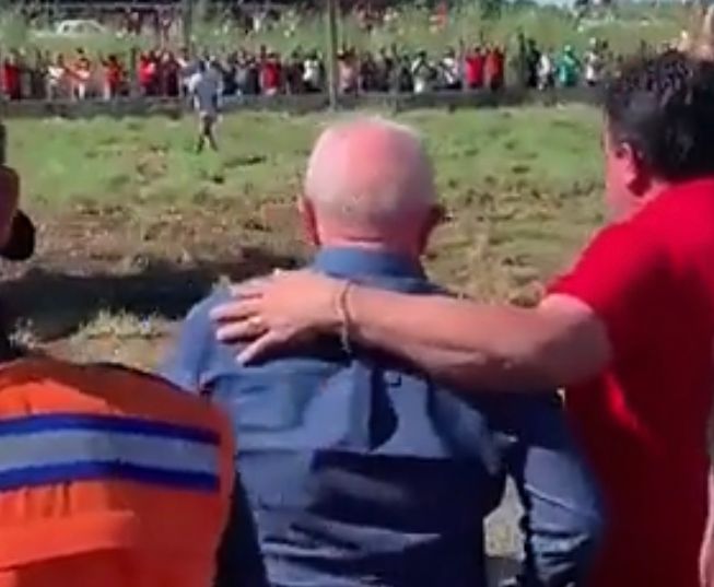 Fiasco: em visita ao Nordeste, Lula tenta imitar cercadinho de Bolsonaro mas só junta “meio gato pingado”; VEJA VÍDEO