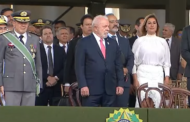 AGORA: Em evento com Lula, comandante do Exército pede que tropa respeite a Constituição