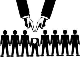 BRASIL: ALUNO É HUMILHADO EM ESCOLA POR TER VOTADO EM BOLSONARO