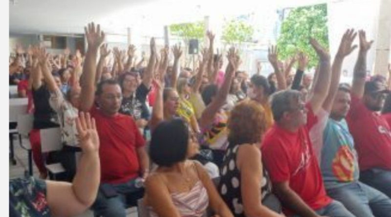 Professores da rede estadual rejeitam pedido da companheira Fátima Bezerra e a greve continua: “Queremos nosso salário”