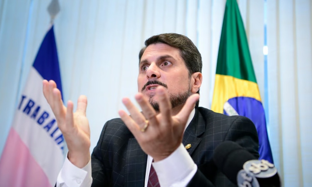 Esquerda em alerta: Senador Marcos do Val é indicado do Podemos para CPMI