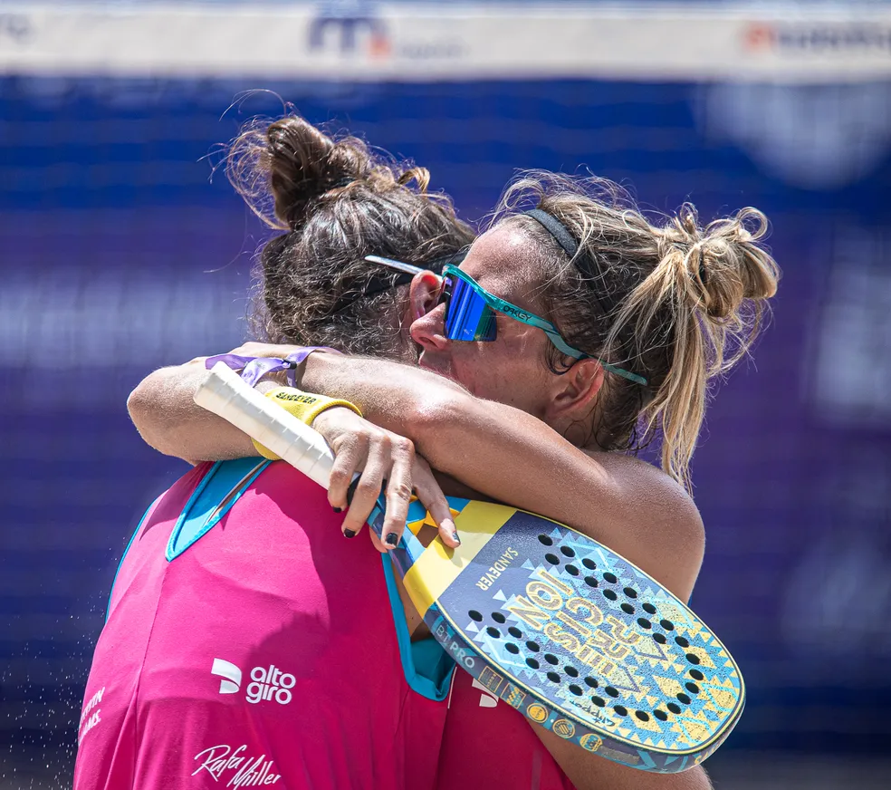 Torneio Internacional de Beach Tennis junta gente na Praia do Francês e atrai investimento em AL