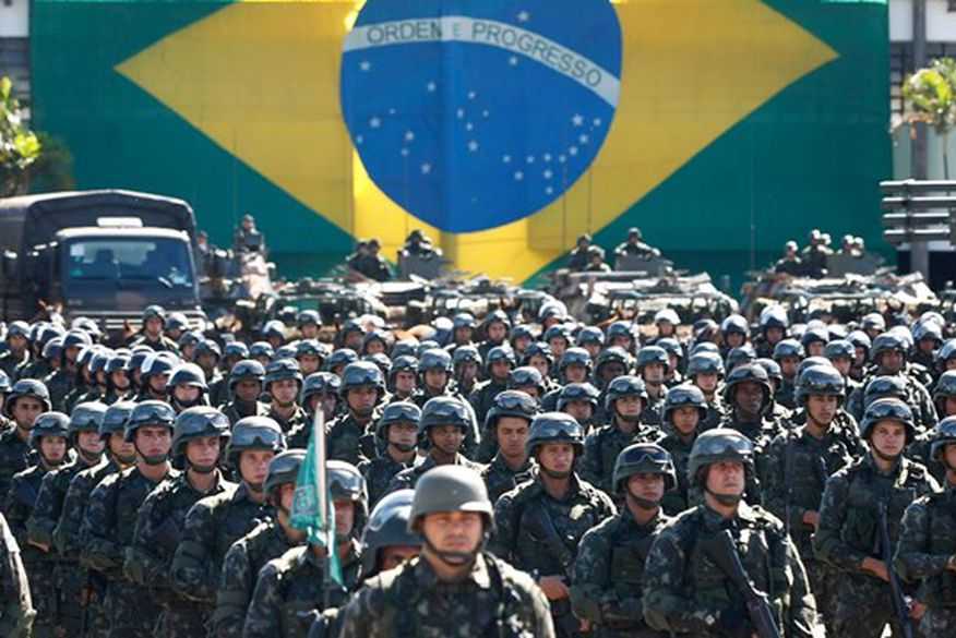Forças Armadas orientam militares a se desfiliarem de partidos