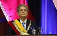 Presidente do Equador libera posse e porte de armas no país