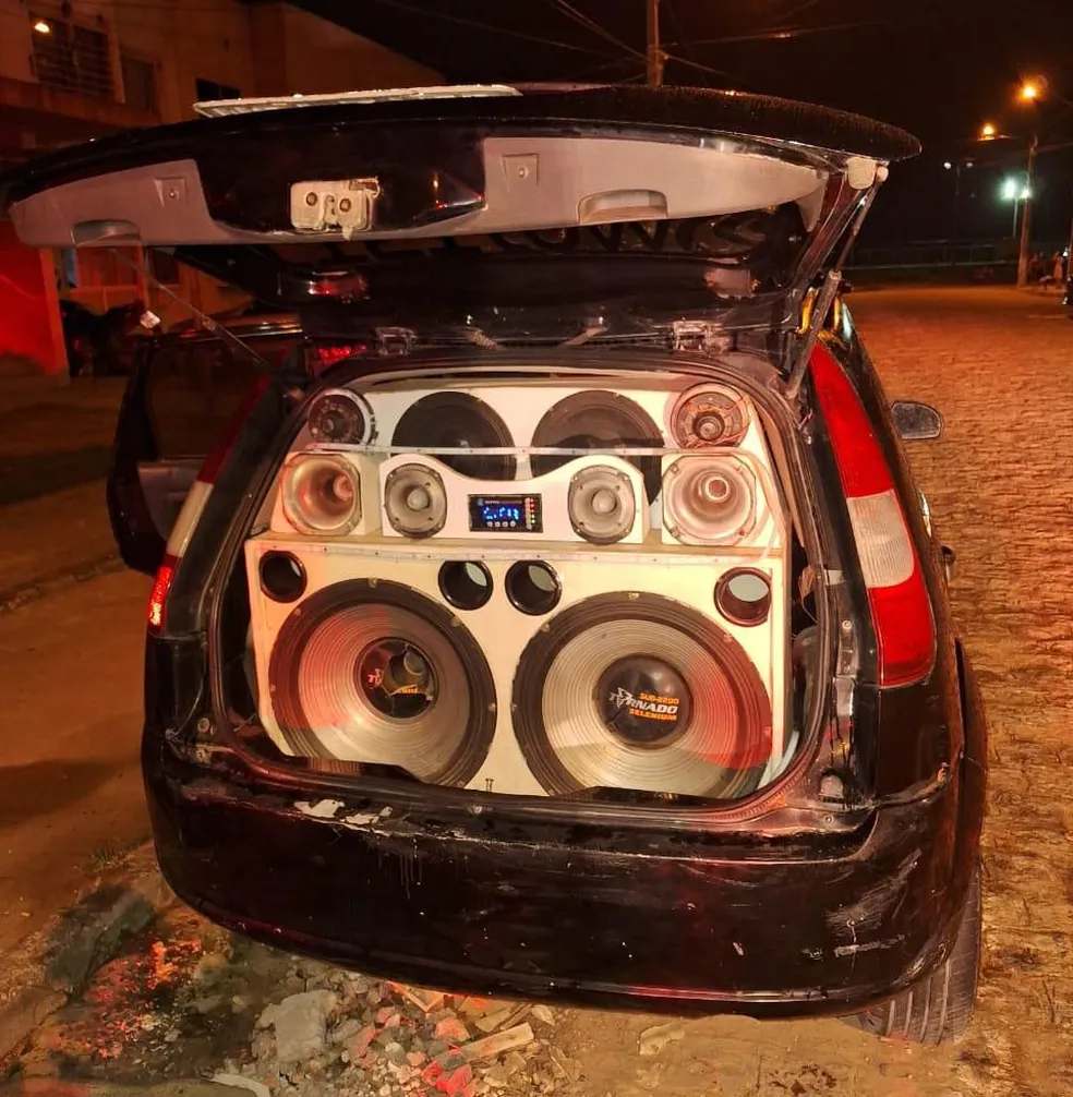 Após denúncias de perturbação do sossego, operação da PM apreende 7 aparelhos de som em Maceió