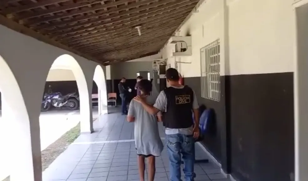 Mulher suspeita de matar filho de 1 ano durante crise de choro na Paraíba é presa em Rio Largo, AL