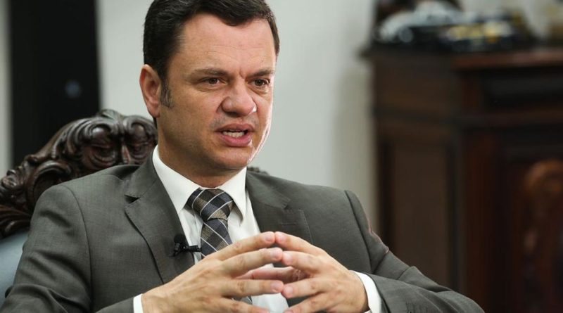 Defesa de Anderson Torres descarta a internação em hospital penitenciário