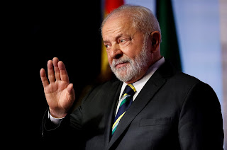 BRASIL: LULA USA METÁFORA INADEQUADA E CITA 